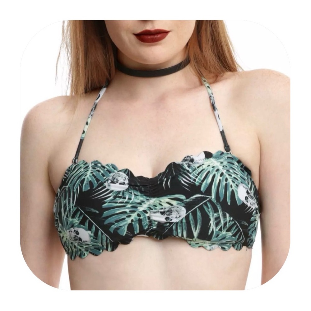 Midnight Hour S scalloped leaf & skull bikini top
